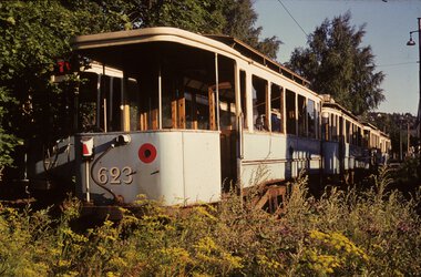 623 venter på hugging brenning på Vålerenga