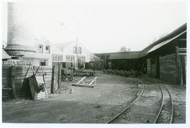 Vognhallsområde Skabo ca 1920