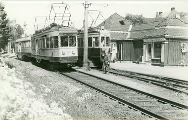 1067	1013 og 1001 på Holtet