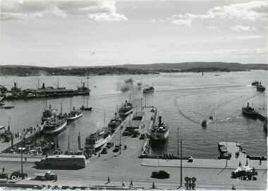 1160	Fjordutsikt	Utsikt fra Rådhuset antakelig tatt rundt 1950.