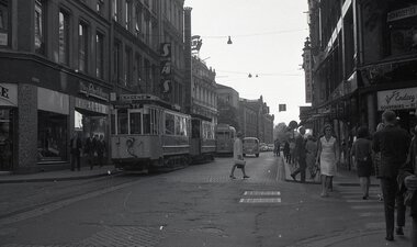 Vogn 97 Sagene i Karl Johans gate