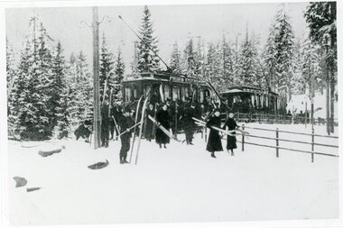 Klar for skitur ved Midtstuen