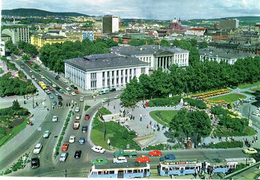 1270	Høkatog Gullfisk Nationaltheatret