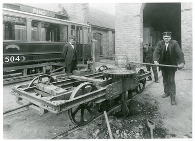 Skinnevedlikehold og vogn 504