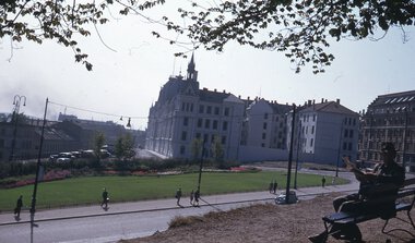1097	Utsikt fra Abelhaugen mot Victoria terrasse.