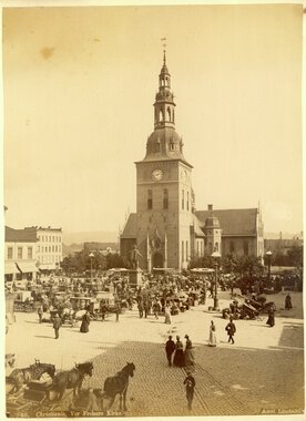 1071	Stortorvet og Domkirken	