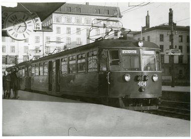 404 Bærumsbanen på Majorstuen utgående