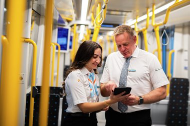 Nye uniformer trikken 