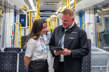 Nye uniformer trikken 