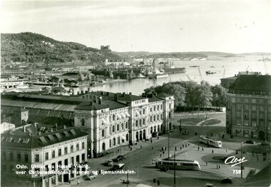 1573	Jernbanetorget oversiktsbilde med Gullfisk