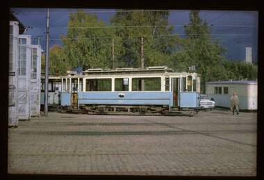 0116		Vogn 86 på ved Vålerenga vognhall. 