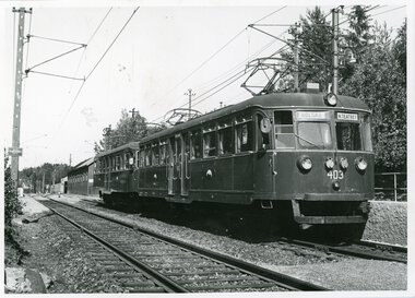 403 i tog ved Avløs