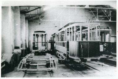 Bygging av vogn i Homansby vognhall