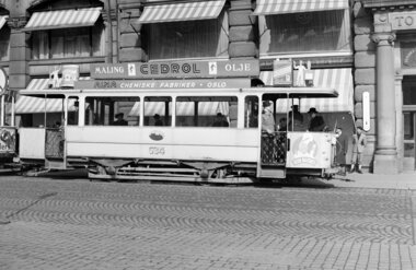 SS-tog ved Glassmagasinet