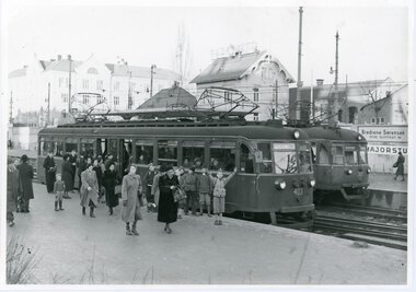 403 og 307 ved Majorstuen stasjon