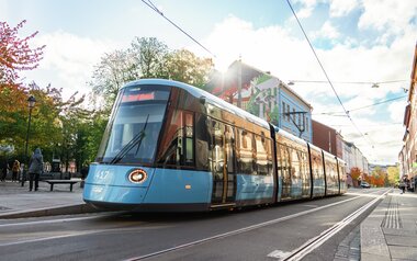 Sl18 passerer Schous plass