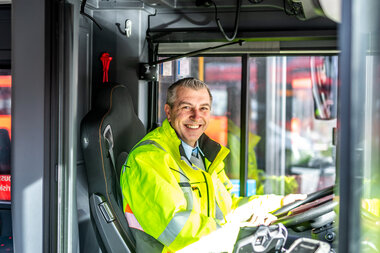 Muhamed Mesic, intruktør i Unibuss