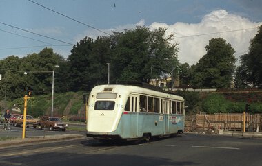 1676	Gullfisk 166 ved Abelhaugen