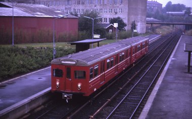 T-banetog	2-vogns T-banetog på Ensjø. 