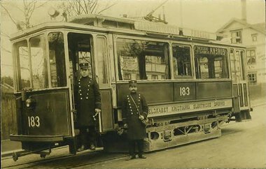 Vogn 183  i Slemdalsveien