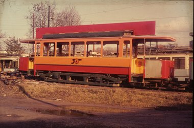 0231	Vogn 616 (KSS Hawa levert 31.03.1922) gikk oppmalt som «Uke trikken» under studentuka i  1966 sammen  med motorvogn 131. 