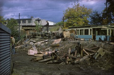 Vogn 505, hugget opp på Vålerenga