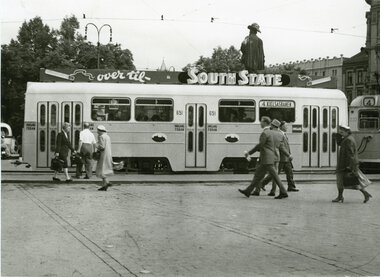 Stivkjelke 651 bak HøKa 233 på 1950-tallet