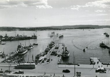 Fjordutsikt	Utsikt fra Rådhuset 