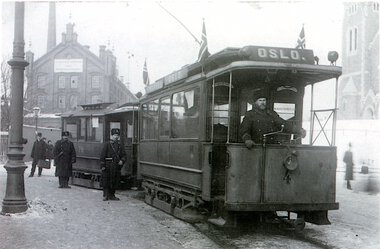 1271	Tog med mannskap