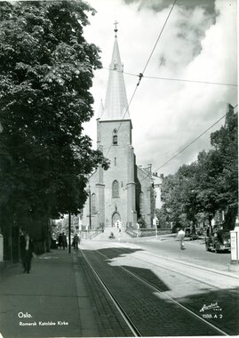 1532	Akersgata Ullevålsveien	