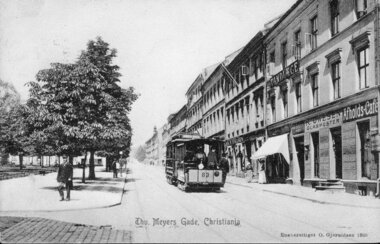 Ombygget hestesporvogn i Thorvald Meyers gate 1905