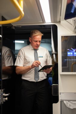 Nye uniformer trikken 