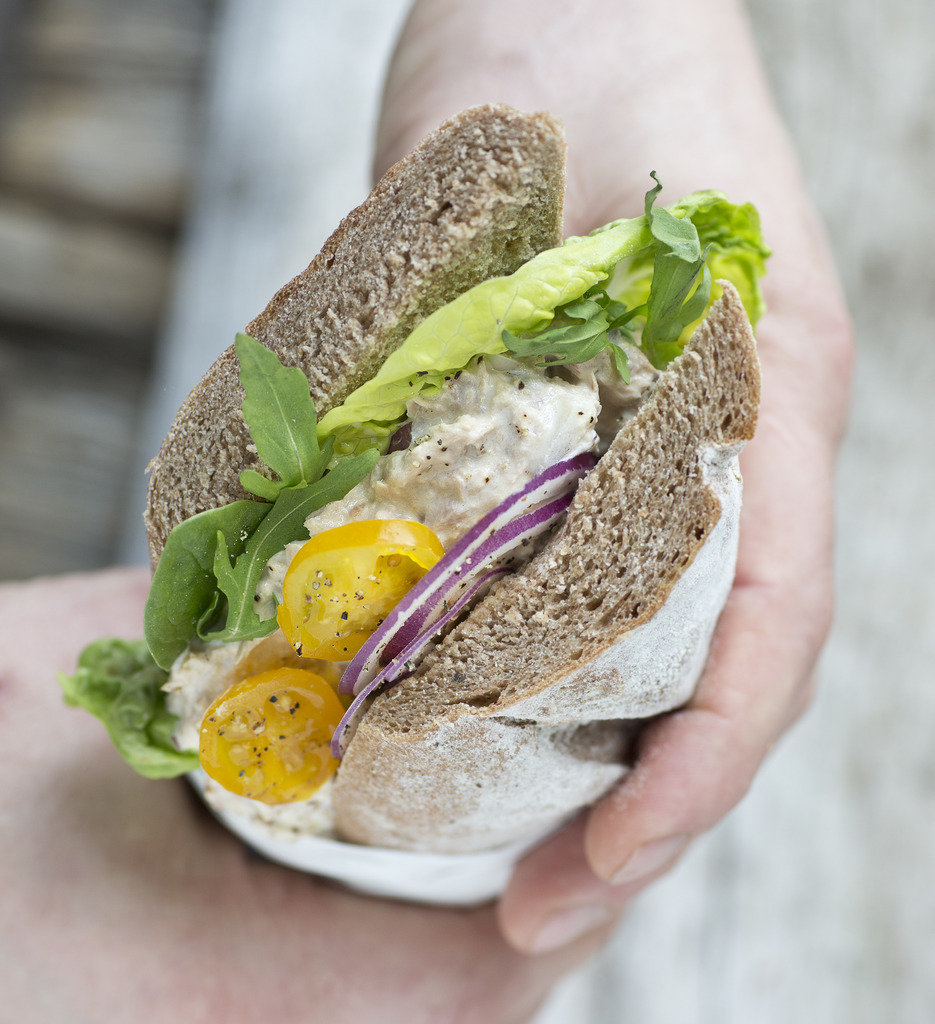 Grov_baguette_tunfisksalat_høyde