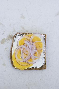 Vegetraskive med appelsin og rødløk_2