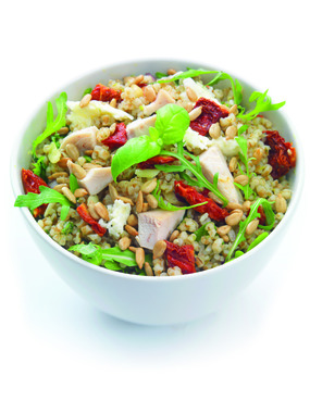 Kyllingsalat med byggryn