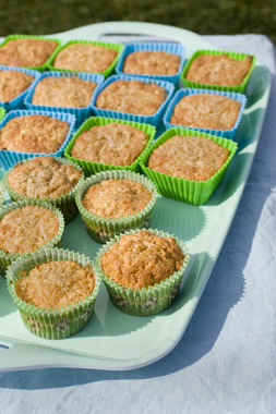Havremuffins med smak av eple og kanel uten pynt