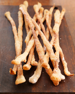 Brødpinner med salt