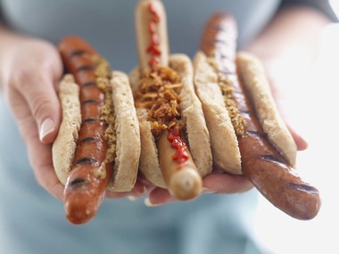 Pølser i pølsebrød