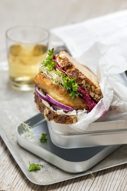 Fiskekake blings med rødbeterelish