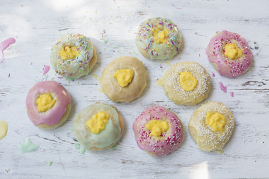 Fargerike skolebrød