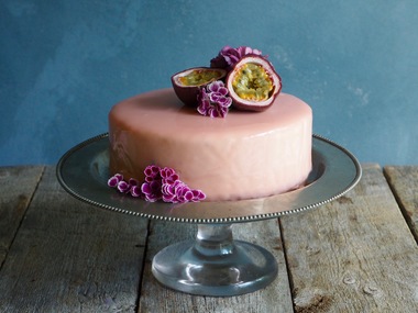 Sitron- og pasjonsfruktmoussekake