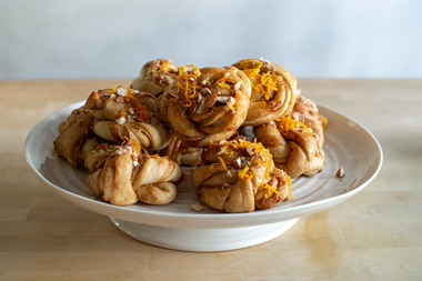 Veganske påskeknuter med appelsin og kardemomme