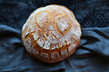 Surdeigsbrød til Halloween