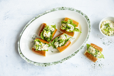 Brioche med eggesalat