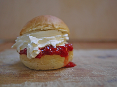 Fastelavnsboller med krem