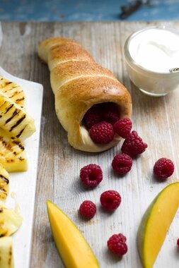 Cones med frukt, is og bær