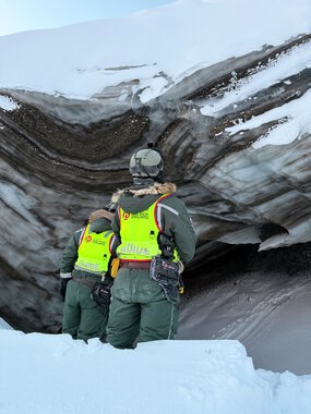 Van Mijenfjorden Snowmobile Safari