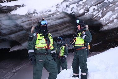 Van Mijenfjorden Snowmobile Safari