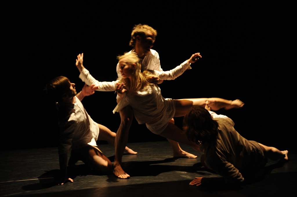 A Dance Tribute to Ping Pong