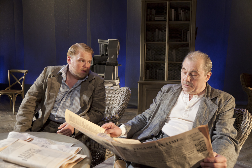 Lang dags ferd mot natt